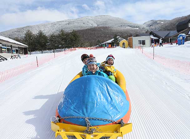 雪上車ツアー